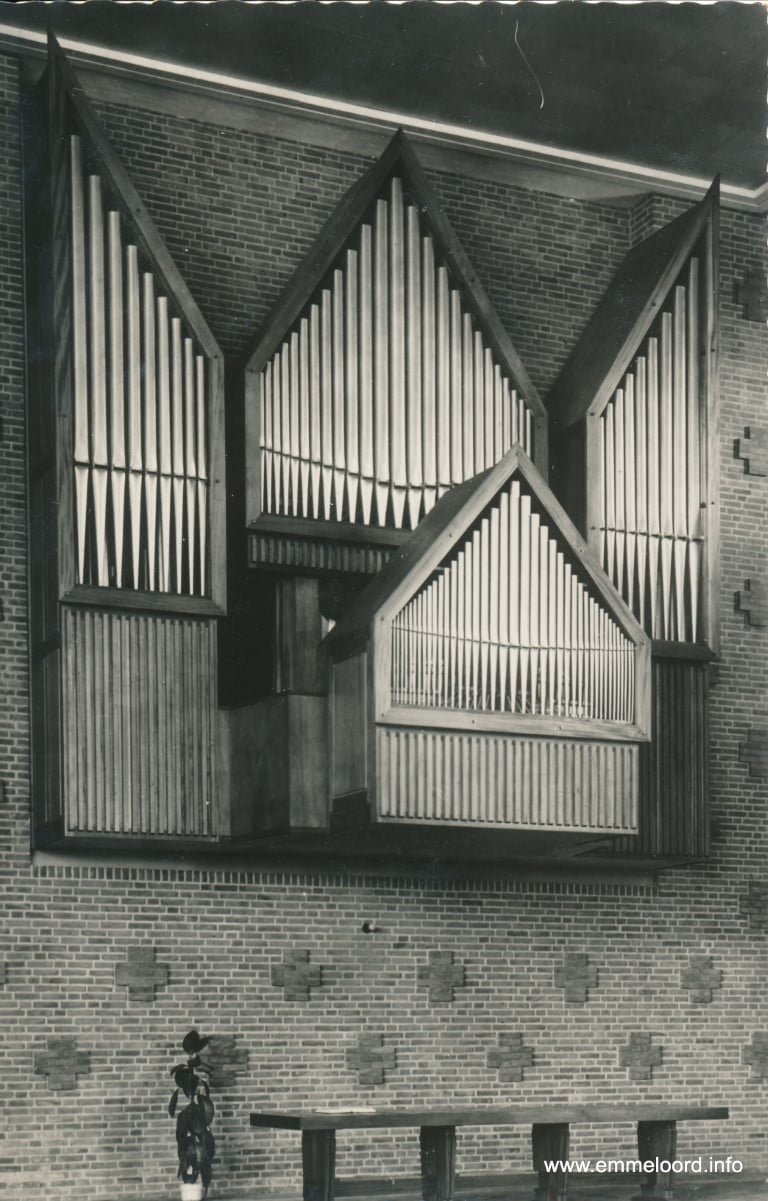 Kerk-Nieuw-Jeruzalemkerk-17.jpg Kerk-Nieuw-Jeruzalemkerk-17.jpg